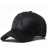 Boné Unissex Camuflado com Bordado de Letra